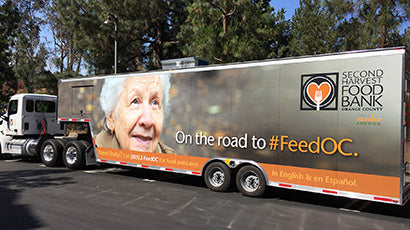 Mobile Market Brings Groceries to Seniors 
