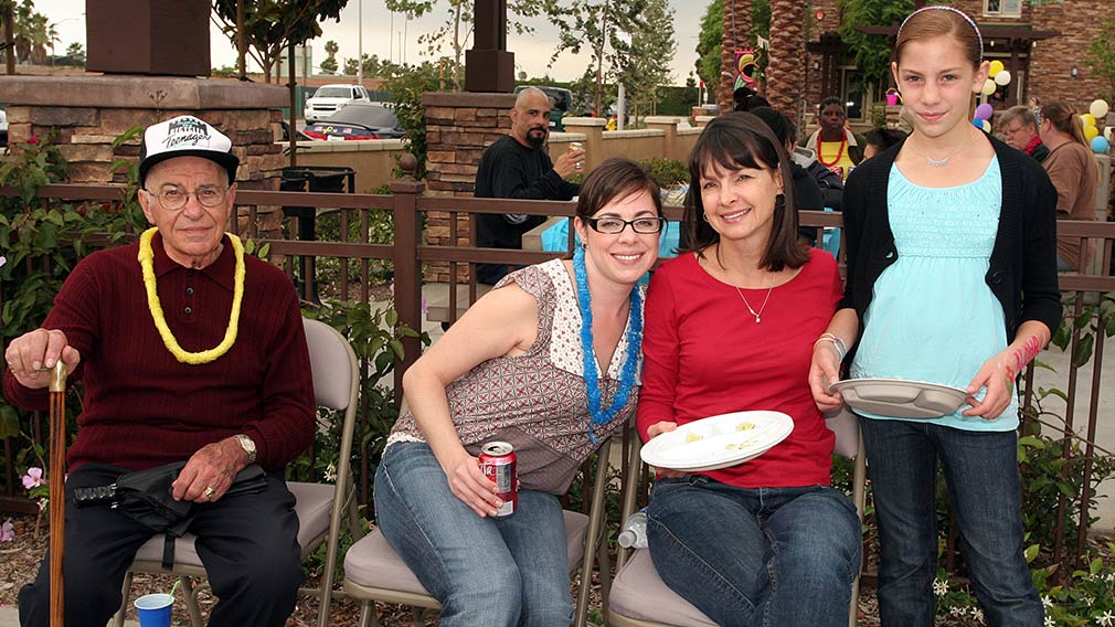 Diamond residents gather for Heartwarming
